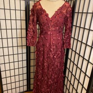 Carmen Marc Valvo Red V-Neck Gown with Bishop Sleeves